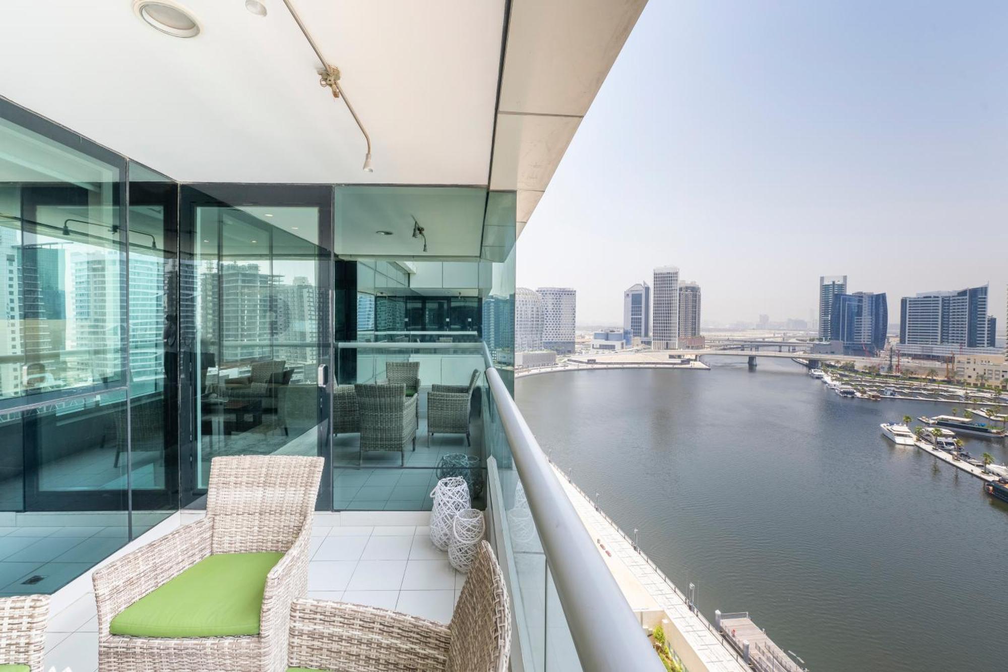 Damac Canal Views Residences Dubai Eksteriør bilde